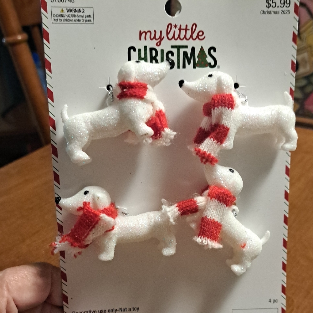 Festive Dachshund Christmas Ornaments/BUNDLE ONLY 2 OR MORE ITEMS